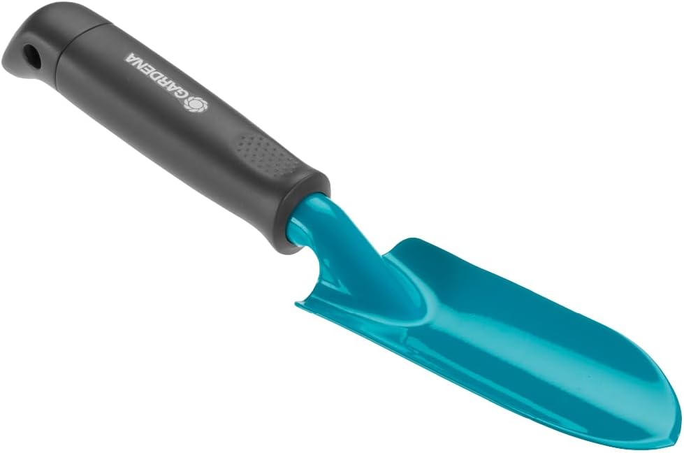 GARDENA Classic Trowel: Convenient spade for small planting tasks; corrosion-resistant; non-slip, ergonomic handle; 6 cm working width (8951-20) - Image 3