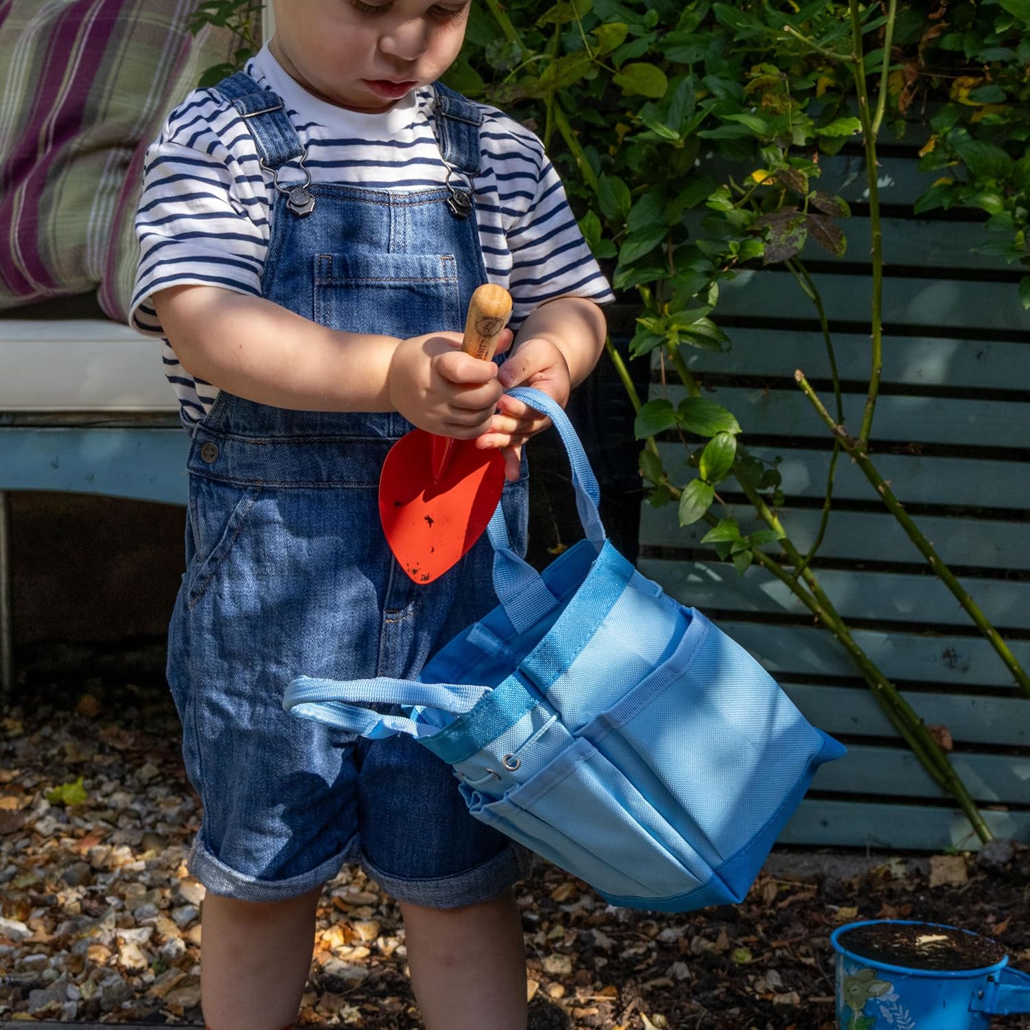 Peter Rabbit Children’s Gardening Set | 5 Piece Kids Garden Tool Kit | Watering Can, Rake, Spade, Gloves & Carry Bag | Official Licensed Gift - Image 8
