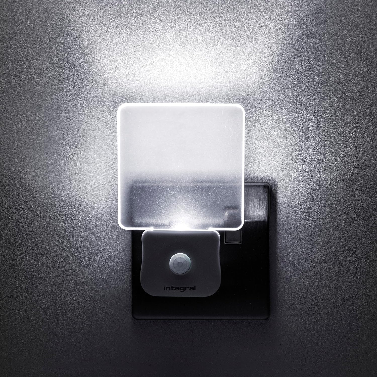 Integral LED Plug-In Motion Sensor Night Light | Auto On/Off | Soft Light | Transparent | Ideal for Bedrooms, Hallways, Stairs, Landings, Children’s Nursery - Image 2